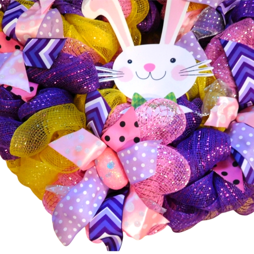 CUTE HANDMADE DECO MESH EASTER BUNNY WREATH - Picture 2 of 4